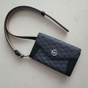 Michael Kors Black and Dark Gray Wallet Belt Bag EUC